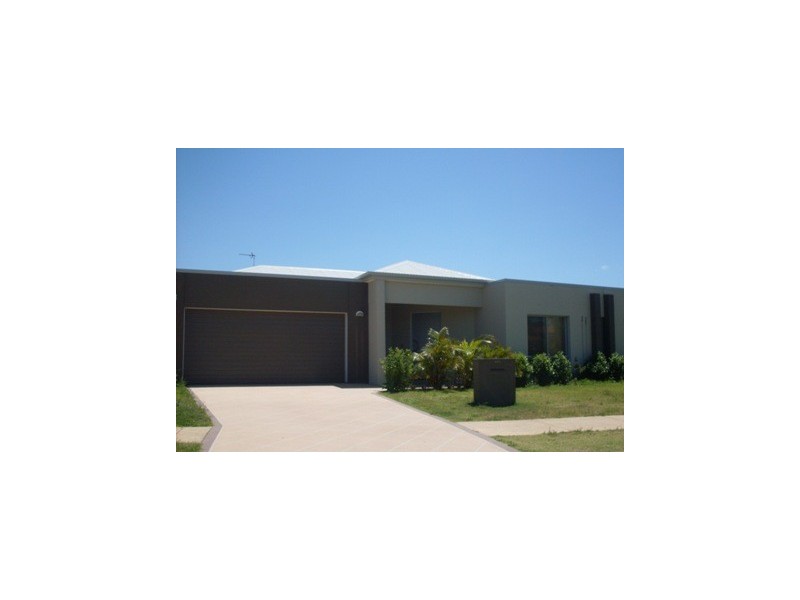 177 Lae Drive, Coombabah QLD 4216
