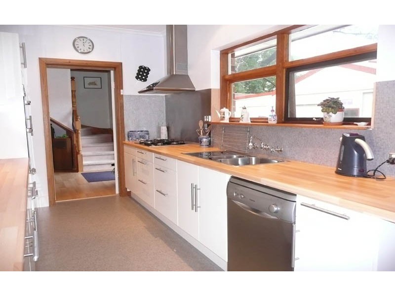 2 Fairview Road, Crafers SA 5152