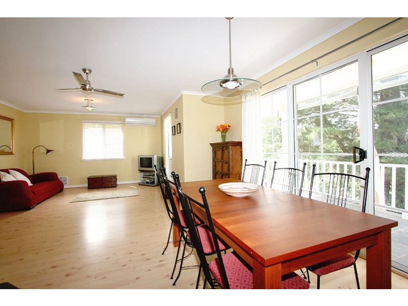 4 Princes Avenue, Crafers West SA 5152