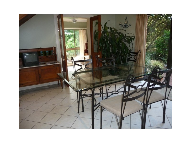 10 Elborough Ave, Uraidla SA 5142