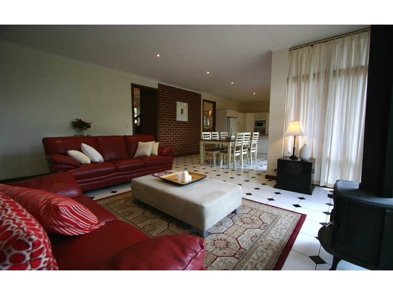 17 Ethel Street, Stirling SA 5152