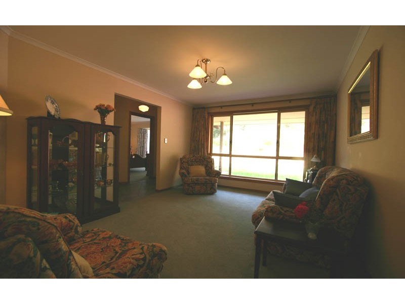 96 Cave Avenue, Bridgewater SA 5155