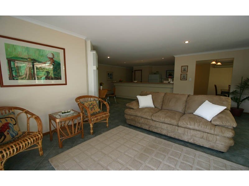 96 Cave Avenue, Bridgewater SA 5155