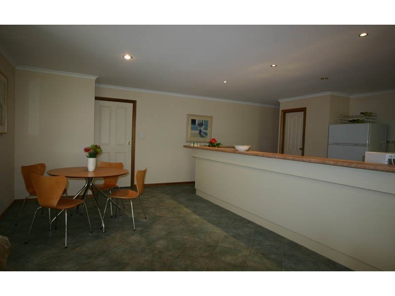 96 Cave Avenue, Bridgewater SA 5155