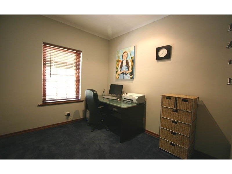 70 Emmett Road, Crafers West SA 5152