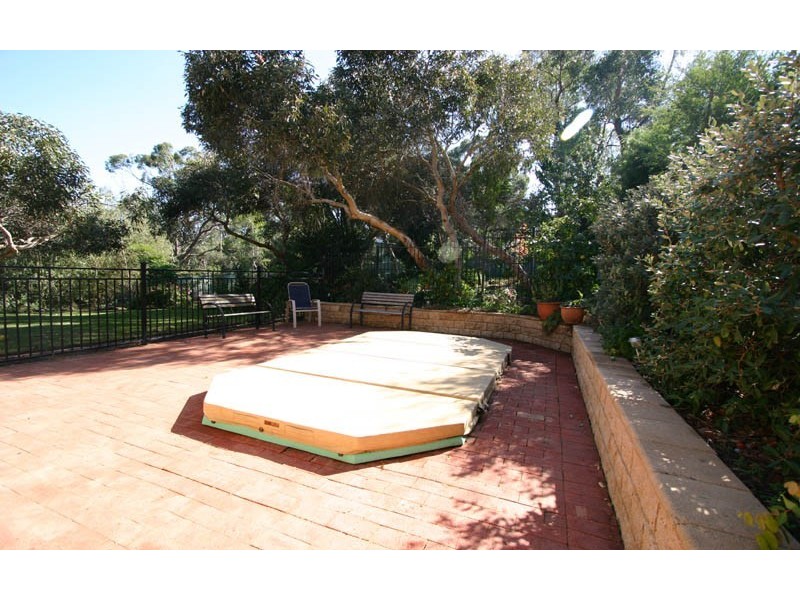 70 Emmett Road, Crafers West SA 5152