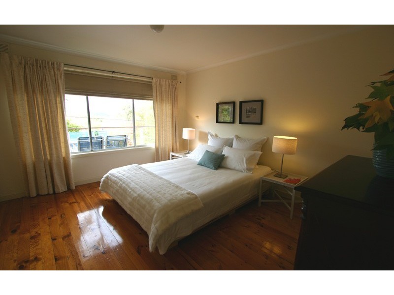8 Sandercock Road, Crafers SA 5152