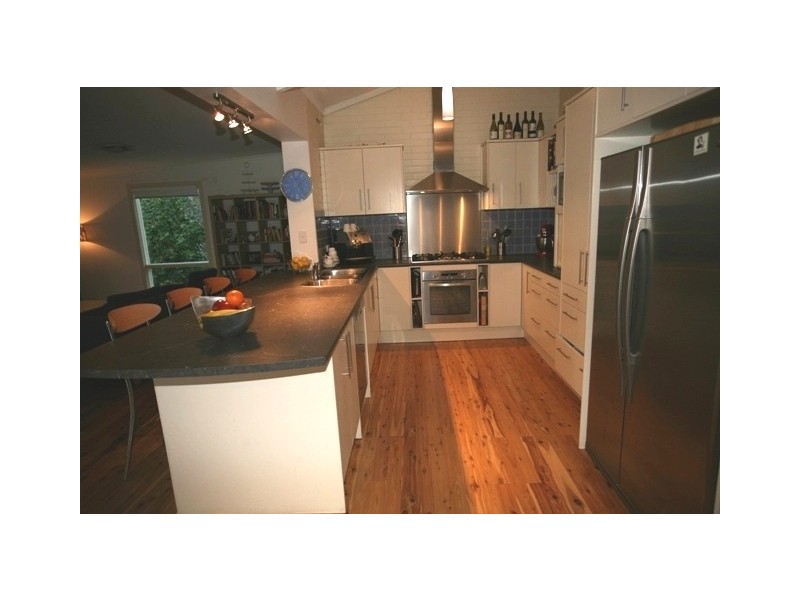 6 Hawker Road, Aldgate SA 5154