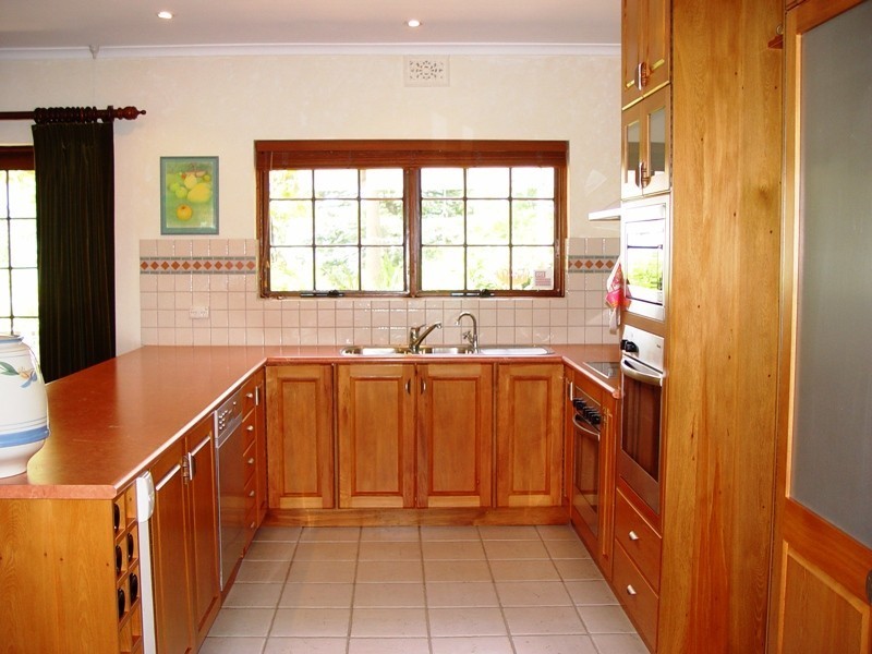 27 Shurdington Road, Crafers SA 5152