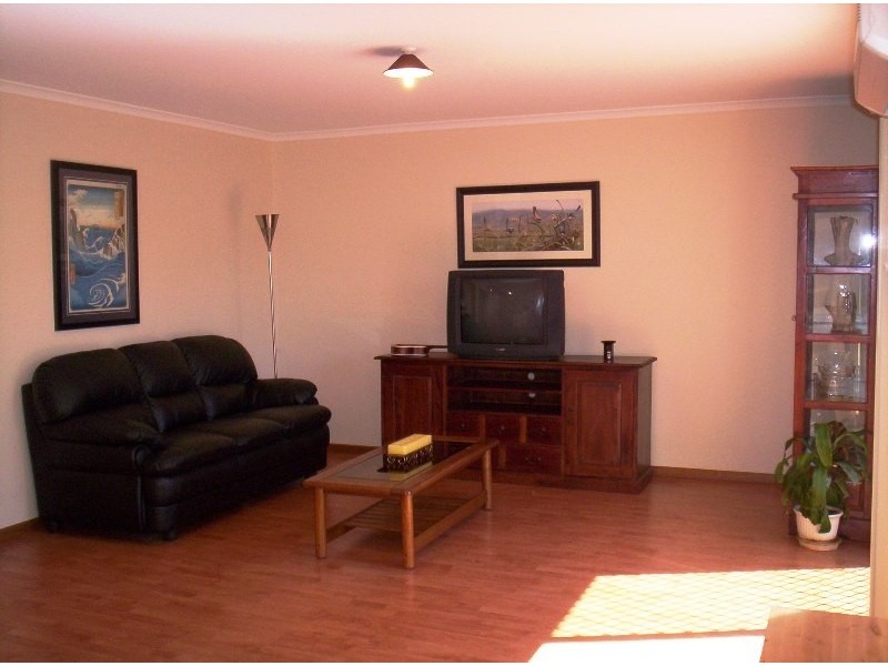 8a Ramsay Avenue, Hillcrest SA 5086