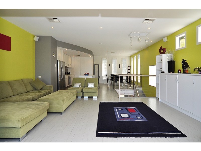 35 Wattle Tree Rd (Off 2nd Ave), Bridgewater SA 5155