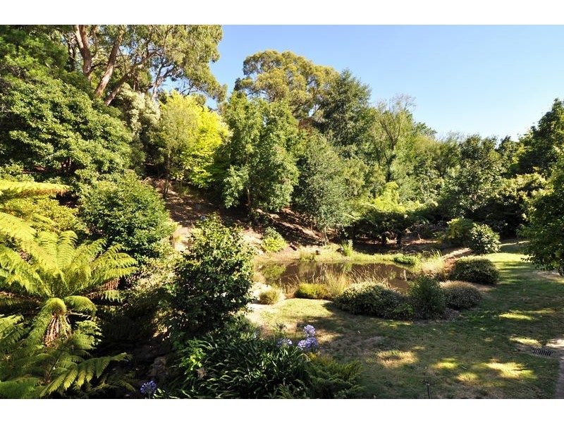 33 Garrod Crescent, Stirling SA 5152