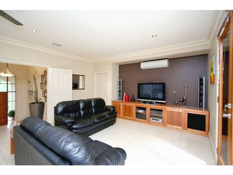 3 Arbury Park Road, Aldgate SA 5154