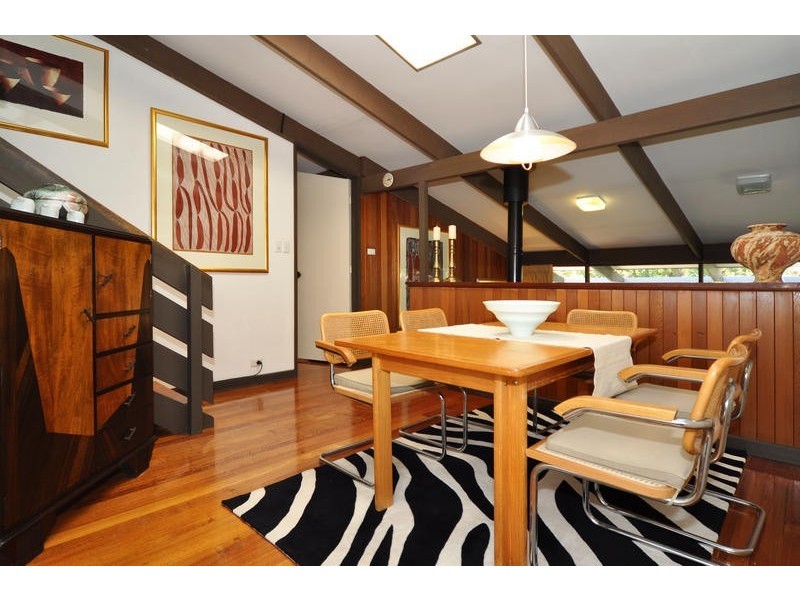 86 Emmett Road, Crafers West SA 5152