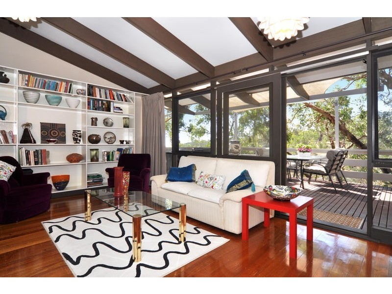 86 Emmett Road, Crafers West SA 5152