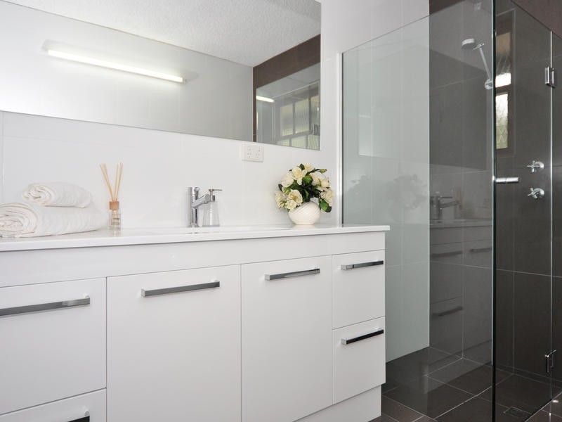 26 First Avenue, Bridgewater SA 5155