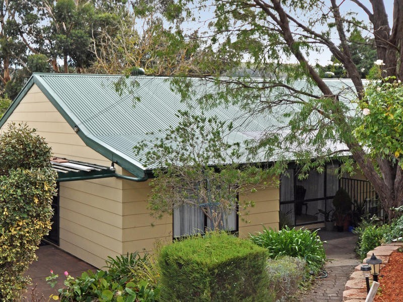5 Elborough Avenue, Uraidla SA 5142