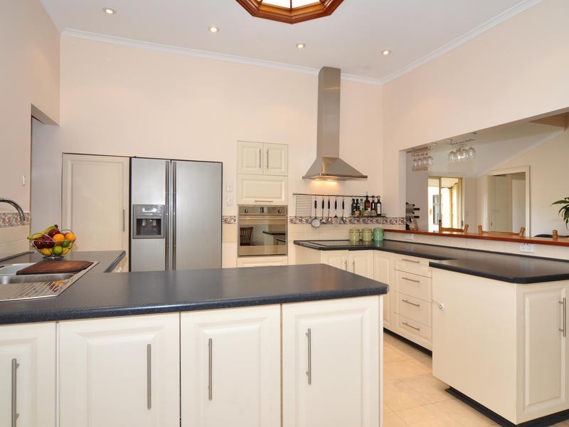 5 Elborough Avenue, Uraidla SA 5142