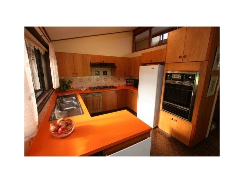 6 Bowyer Avenue, Mount Barker SA 5251