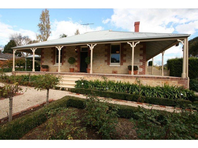 109 Mount Barker Road, Hahndorf SA 5245