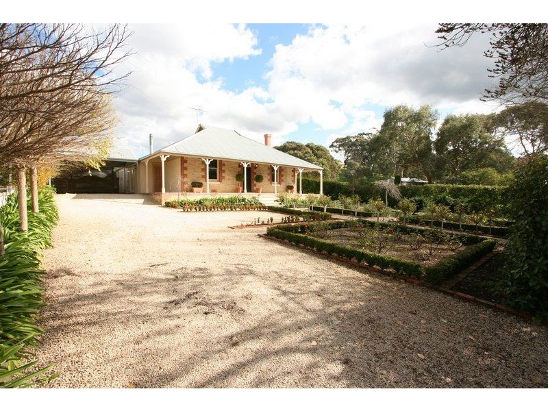 109 Mount Barker Road, Hahndorf SA 5245