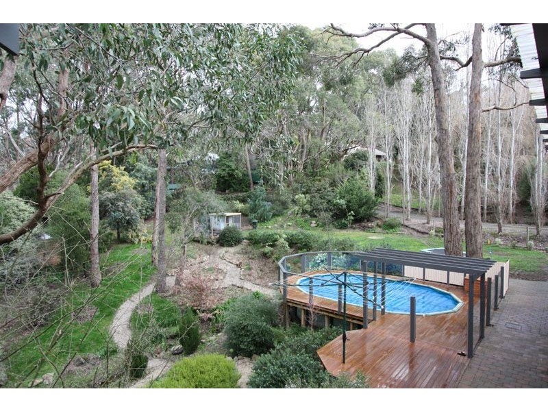 26 Bradshaw Avenue, Crafers SA 5152