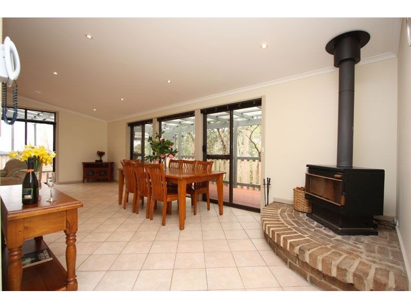 26 Bradshaw Avenue, Crafers SA 5152