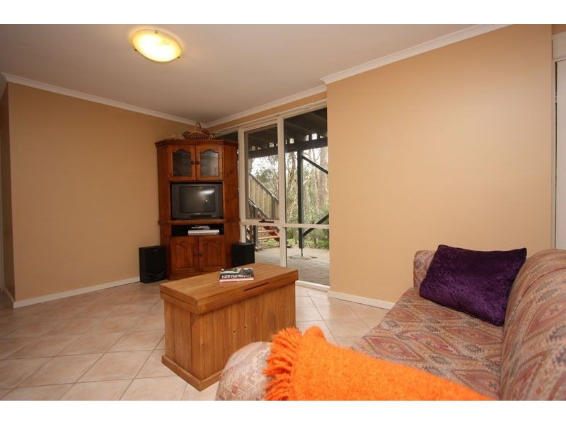 26 Bradshaw Avenue, Crafers SA 5152