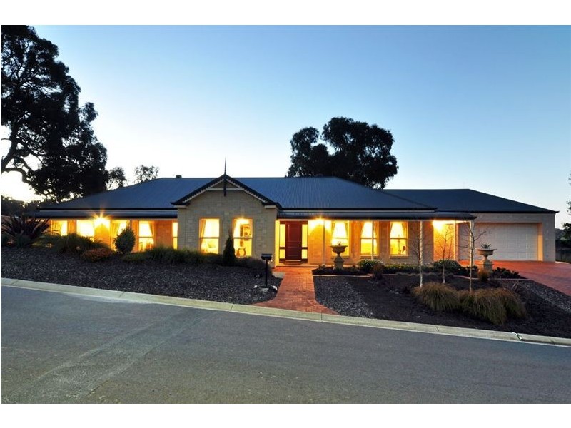 35 Nicholas Paech Drive, Hahndorf SA 5245