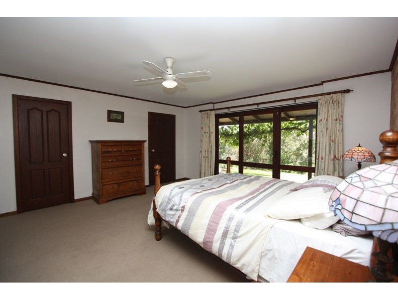 2 Heather Road, Stirling SA 5152