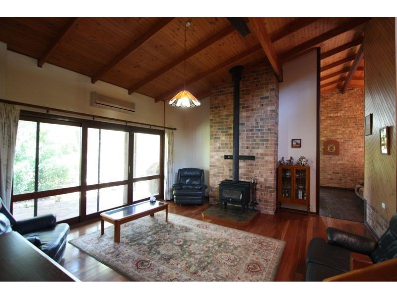 2 Heather Road, Stirling SA 5152