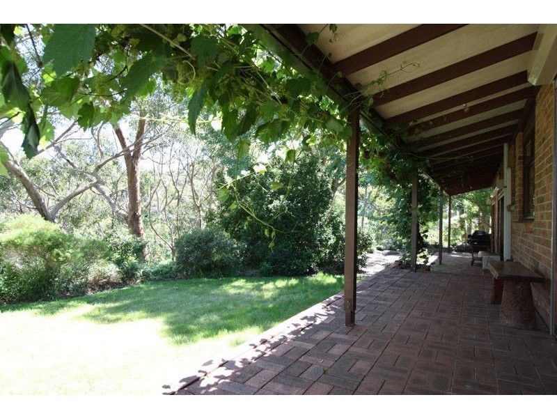 2 Heather Road, Stirling SA 5152