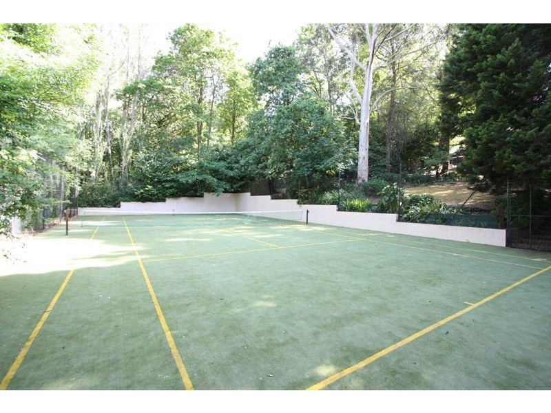 8 White Avenue, Crafers SA 5152
