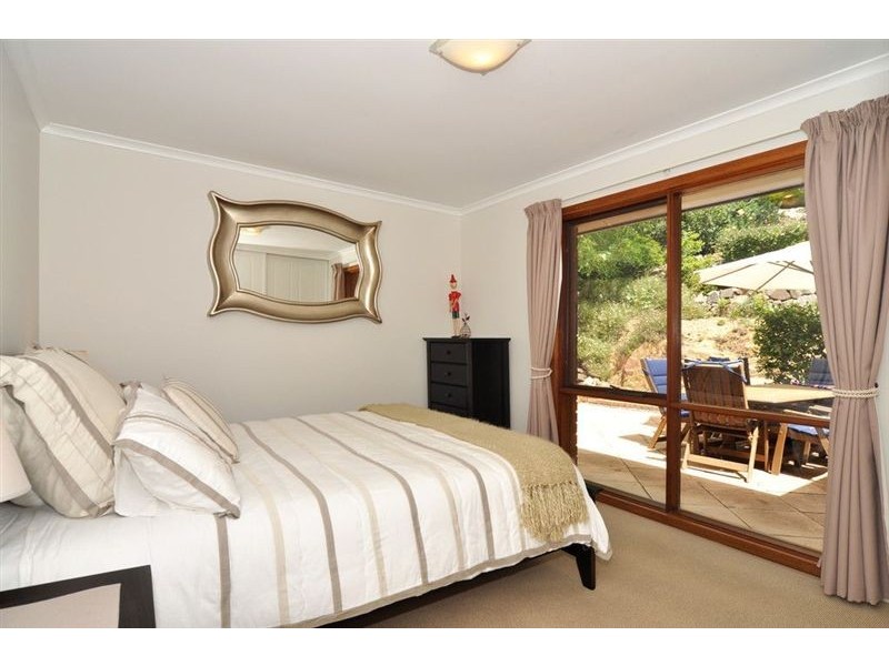 6 Bradshaw Avenue, Crafers SA 5152