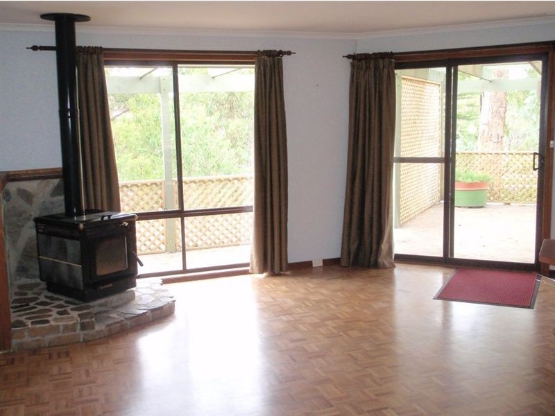 21 George Ave, Crafers West SA 5152