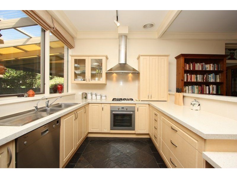 11 Pollock Avenue, Marden SA 5070