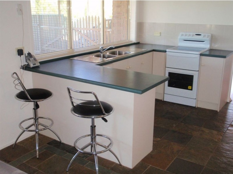 4 Bruce Close, Mount Barker SA 5251