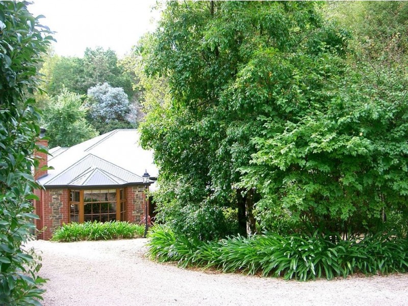 120 Cave Avenue, Bridgewater SA 5155