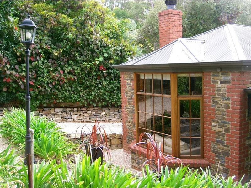 120 Cave Avenue, Bridgewater SA 5155