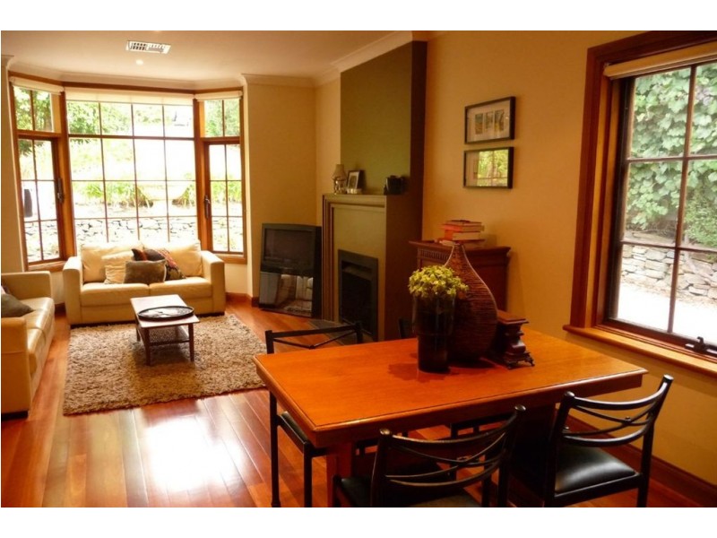 120 Cave Avenue, Bridgewater SA 5155