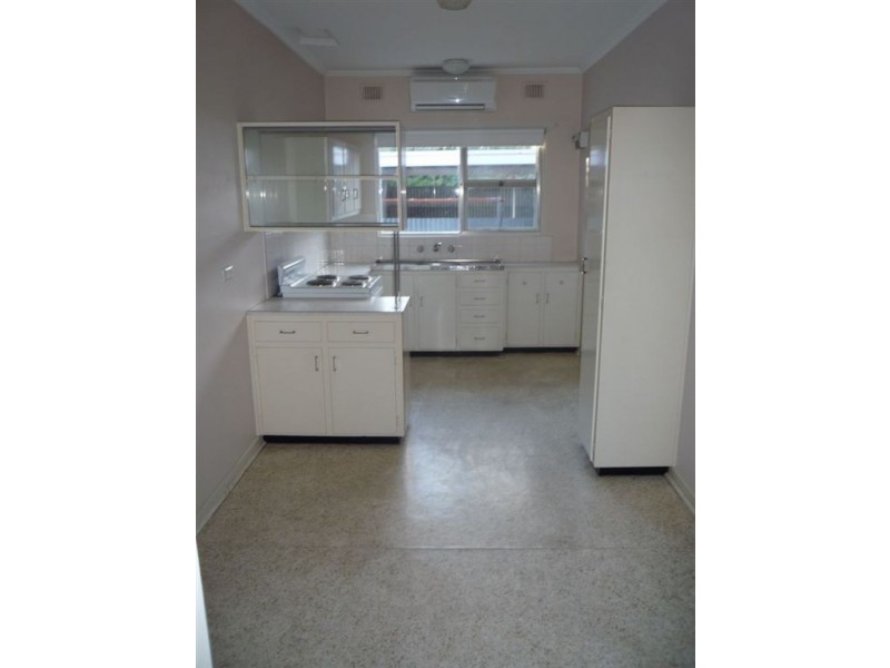 2/23 Norman Tce, Everard Park SA 5035