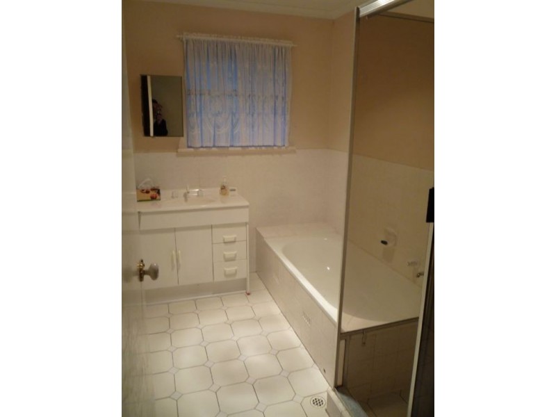 67 Pine Dve, Aberfoyle Park SA 5159