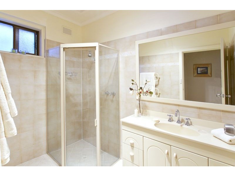 3 Menura Avenue, Glenalta SA 5052