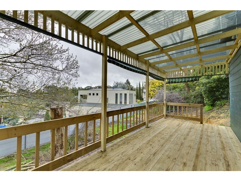 18 Fern Hill Road, Bridgewater SA 5155