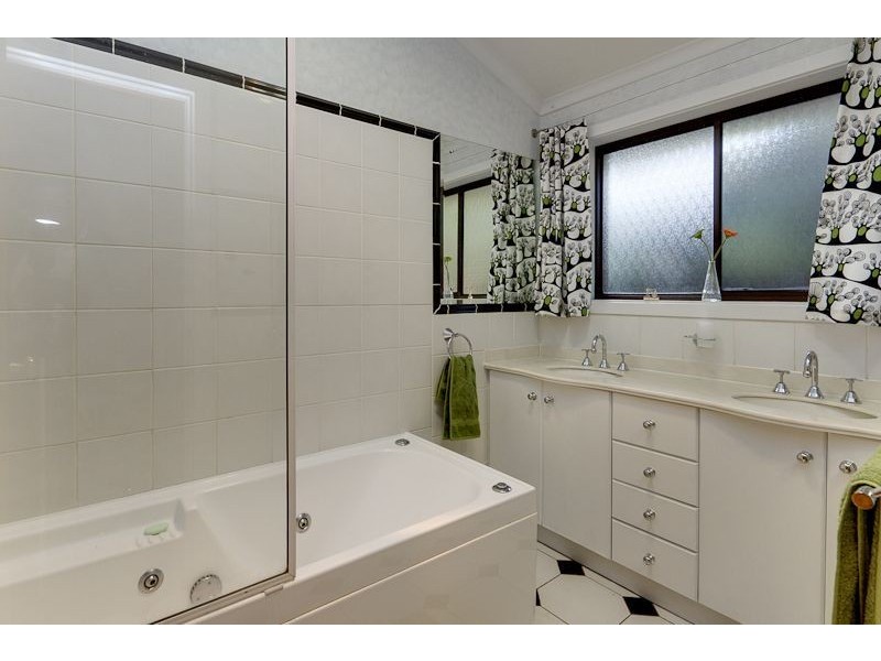 103 Charlick Road, Crafers West SA 5152