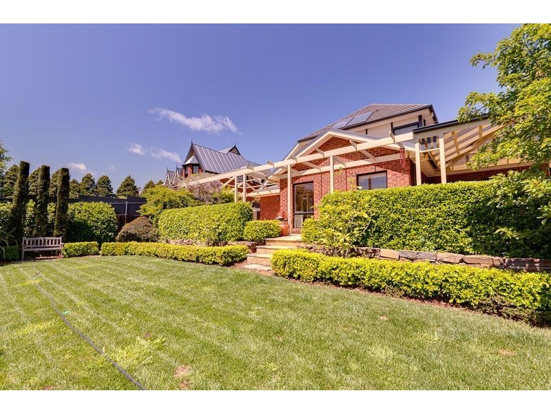 77 Strathalbyn Road, Aldgate SA 5154