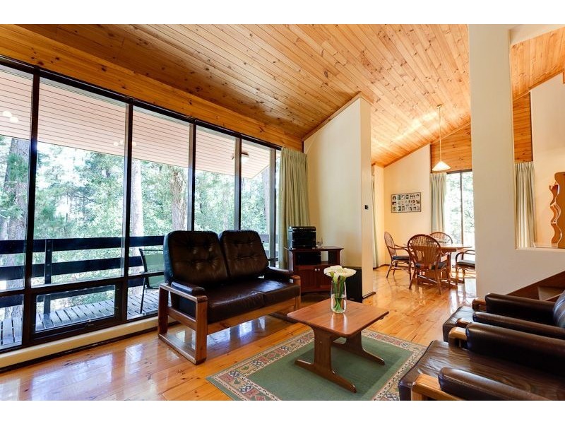 21 Backhouse Avenue, Crafers SA 5152