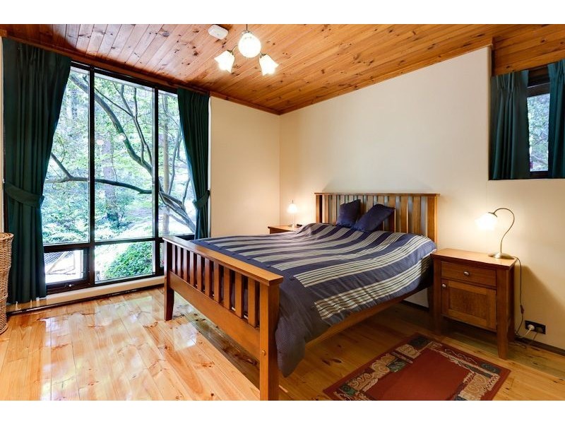 21 Backhouse Avenue, Crafers SA 5152