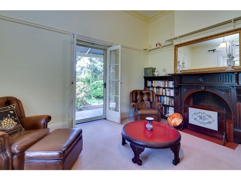 7 Surrey Road, Aldgate SA 5154