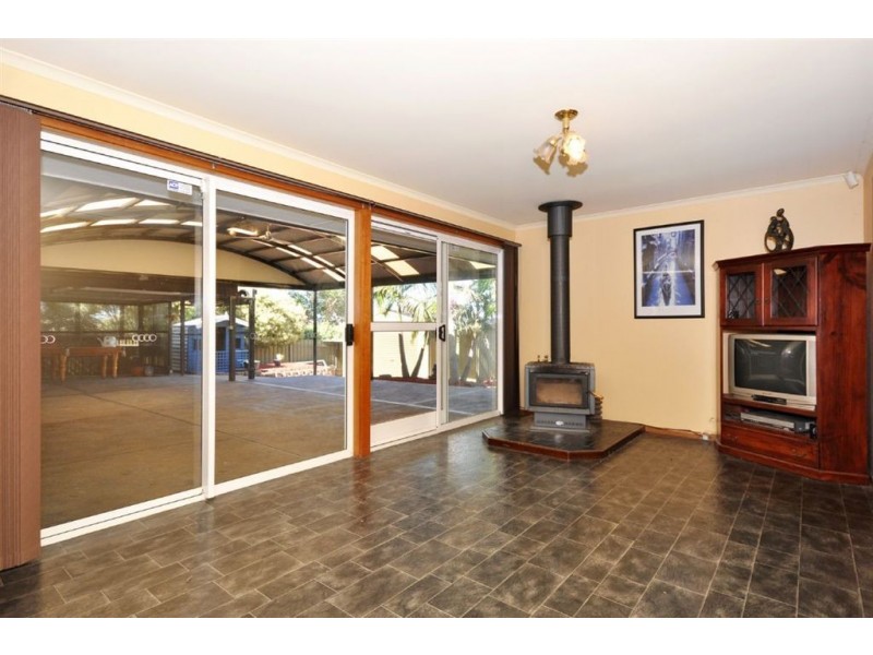 7 Thaxted Court, Morphett Vale SA 5162